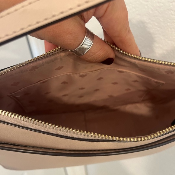 Kate Spade Purse - Picture 4 of 6